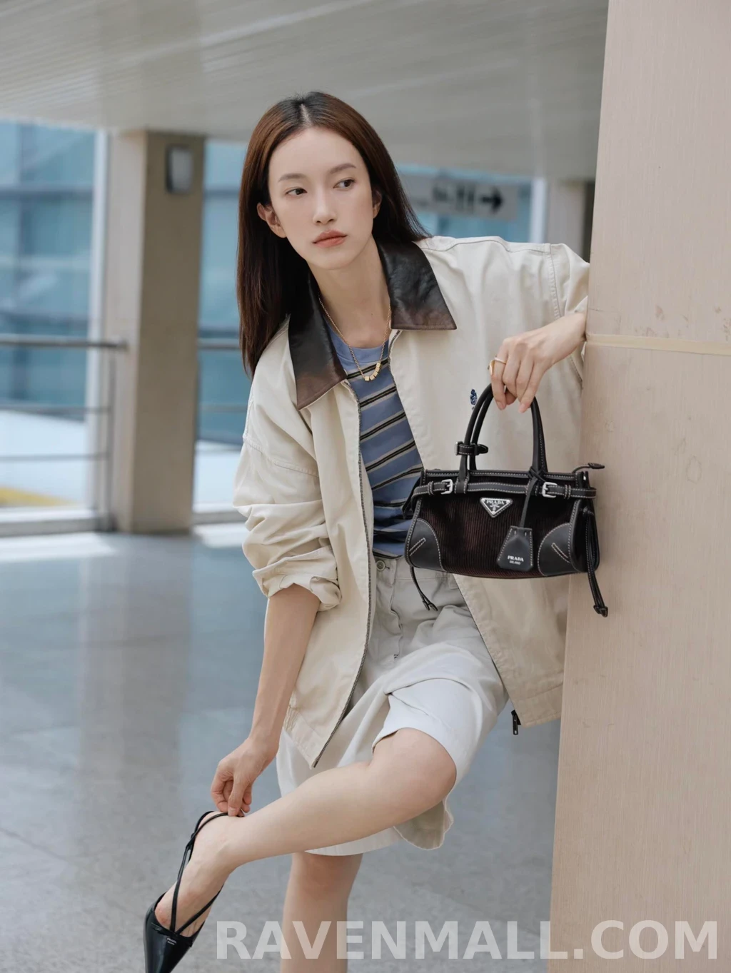 프라다 프라다 레더카라 해링턴 상세 이미지