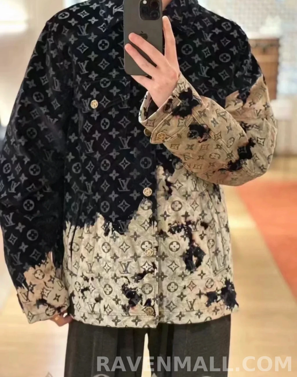 루이비통 루이비통 워싱 모노그램 재킷 상세 이미지