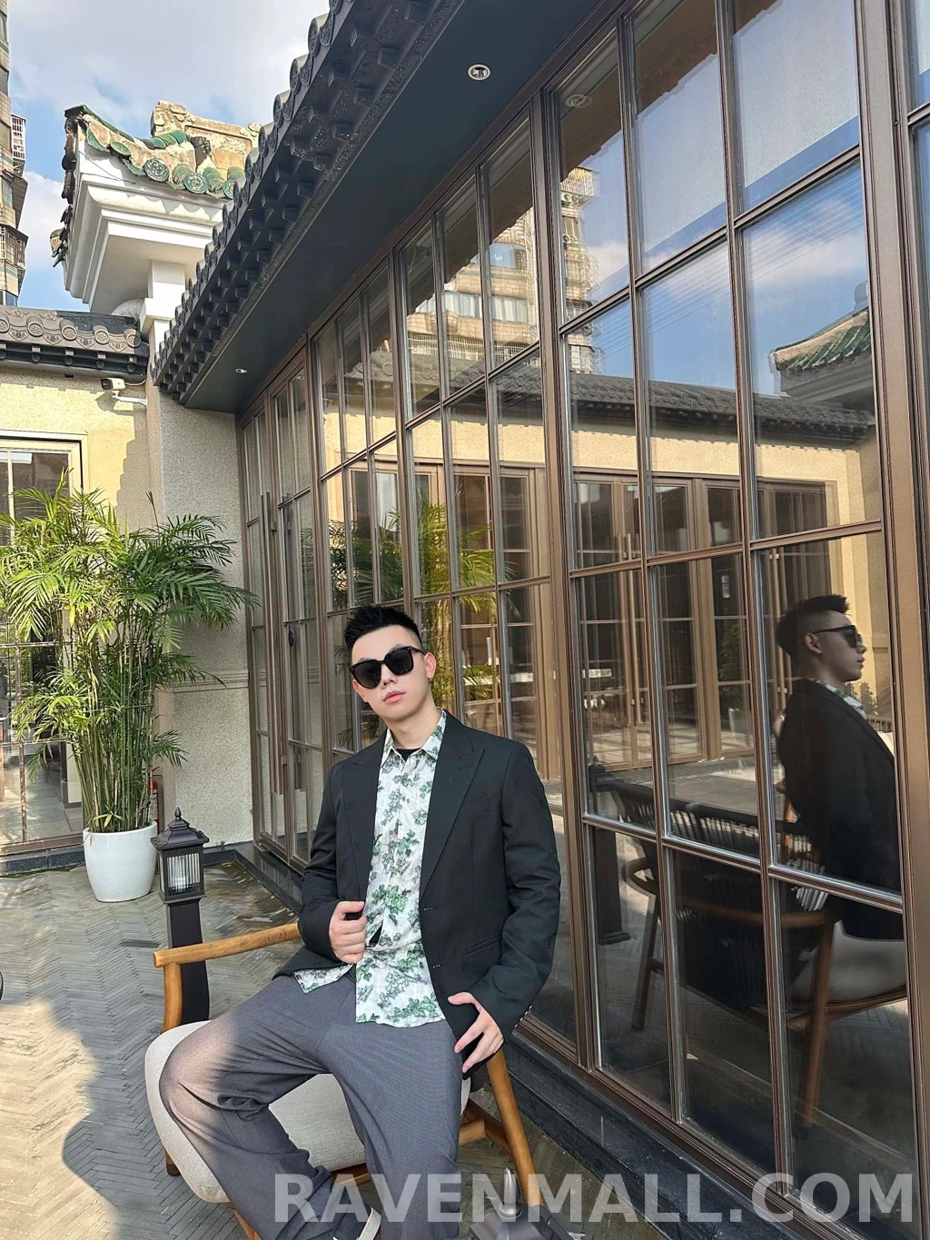 루이비통 루이비통 톤온톤 모노그램 재킷 상세 이미지