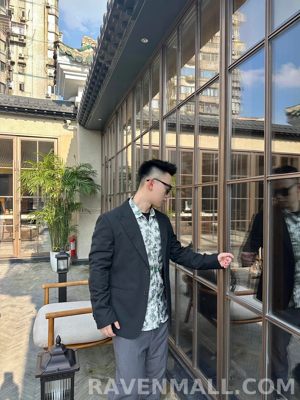 루이비통 루이비통 톤온톤 모노그램 재킷 상세 이미지