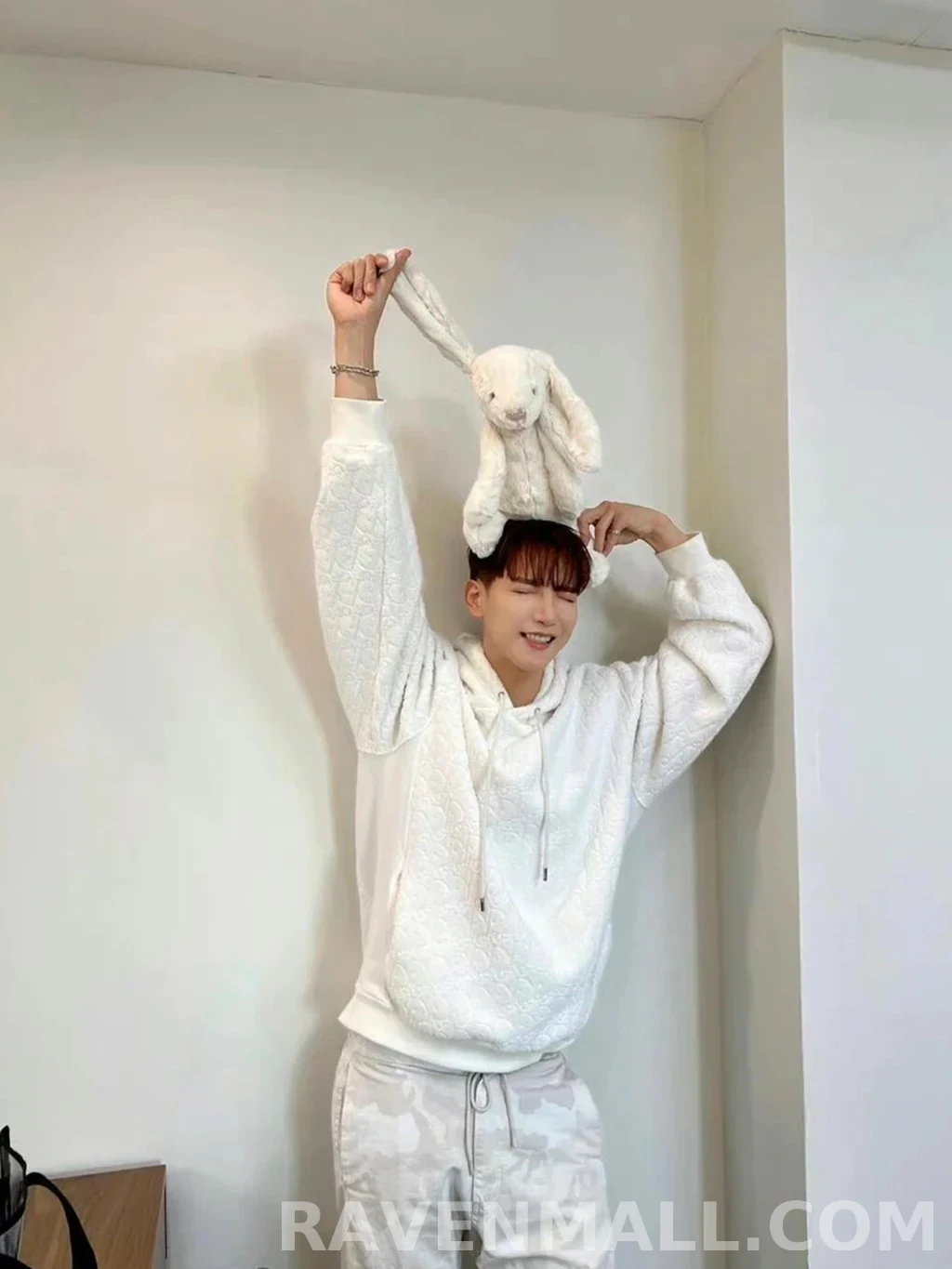 디올 디올 테리 후드티 상세 이미지