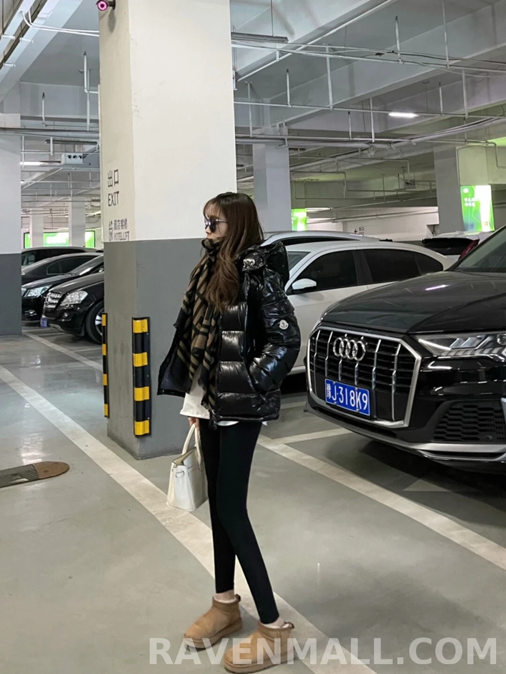 몽클레어 몽클레르 마야 후드 쇼트 다운 재킷 상세 이미지