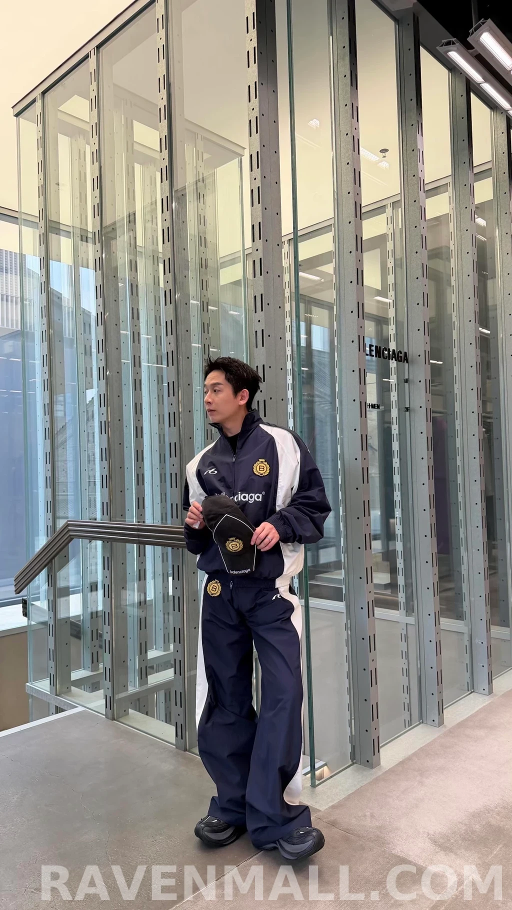 발렌시아가 발렌시아가 트랙팬츠 상세 이미지