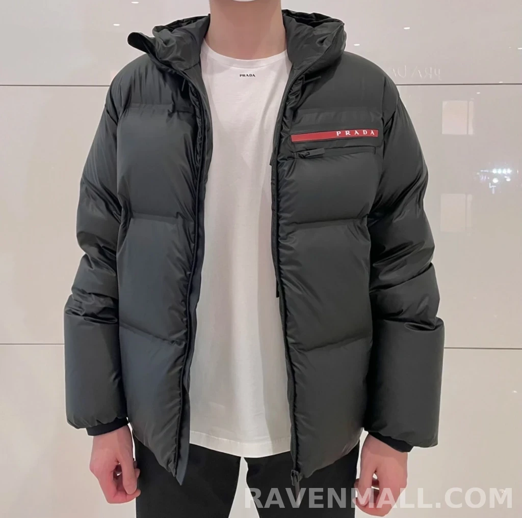 프라다 프라다 후드 패딩 상세 이미지