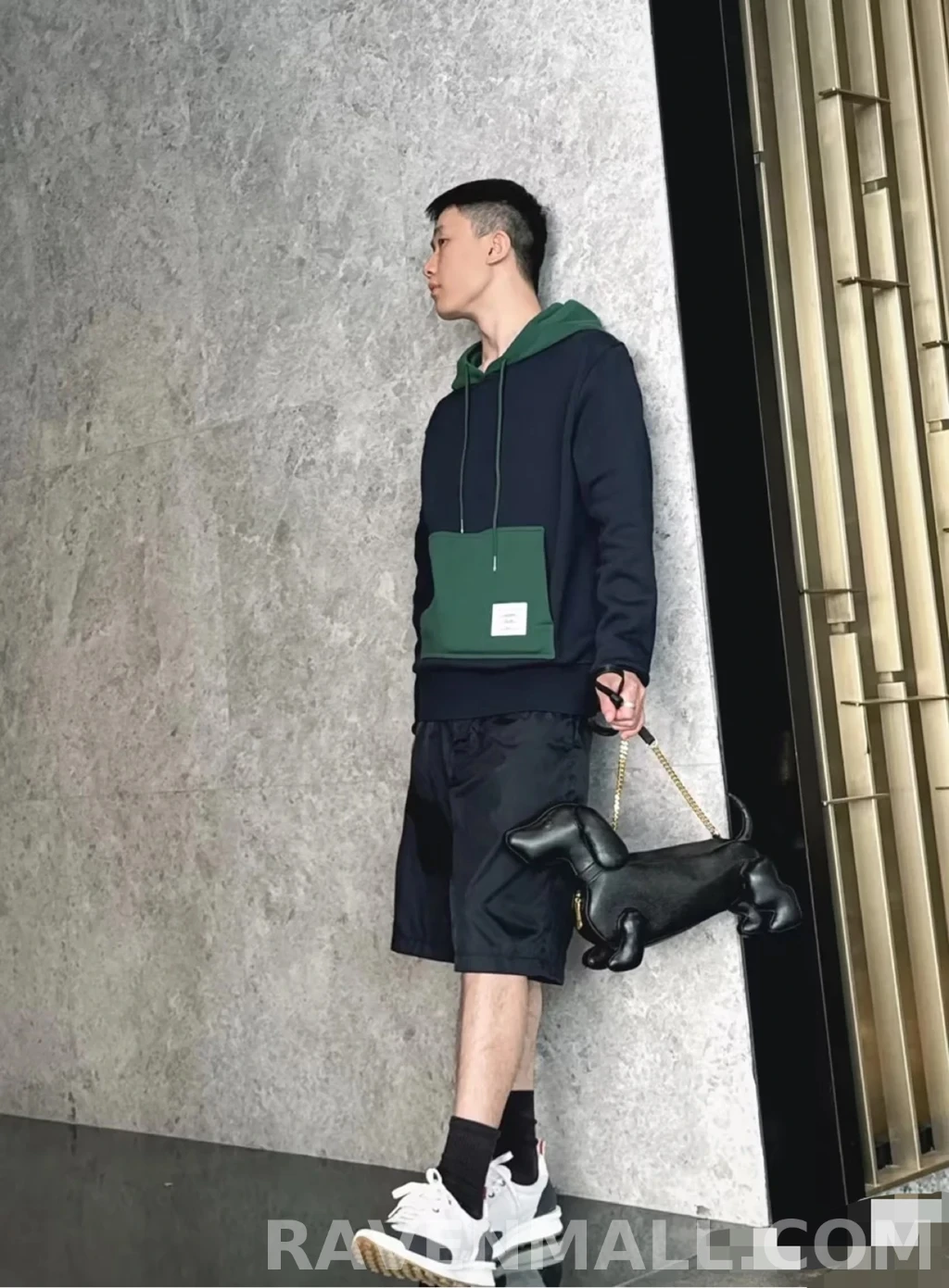 톰브라운 톰브라운 후드티 상세 이미지