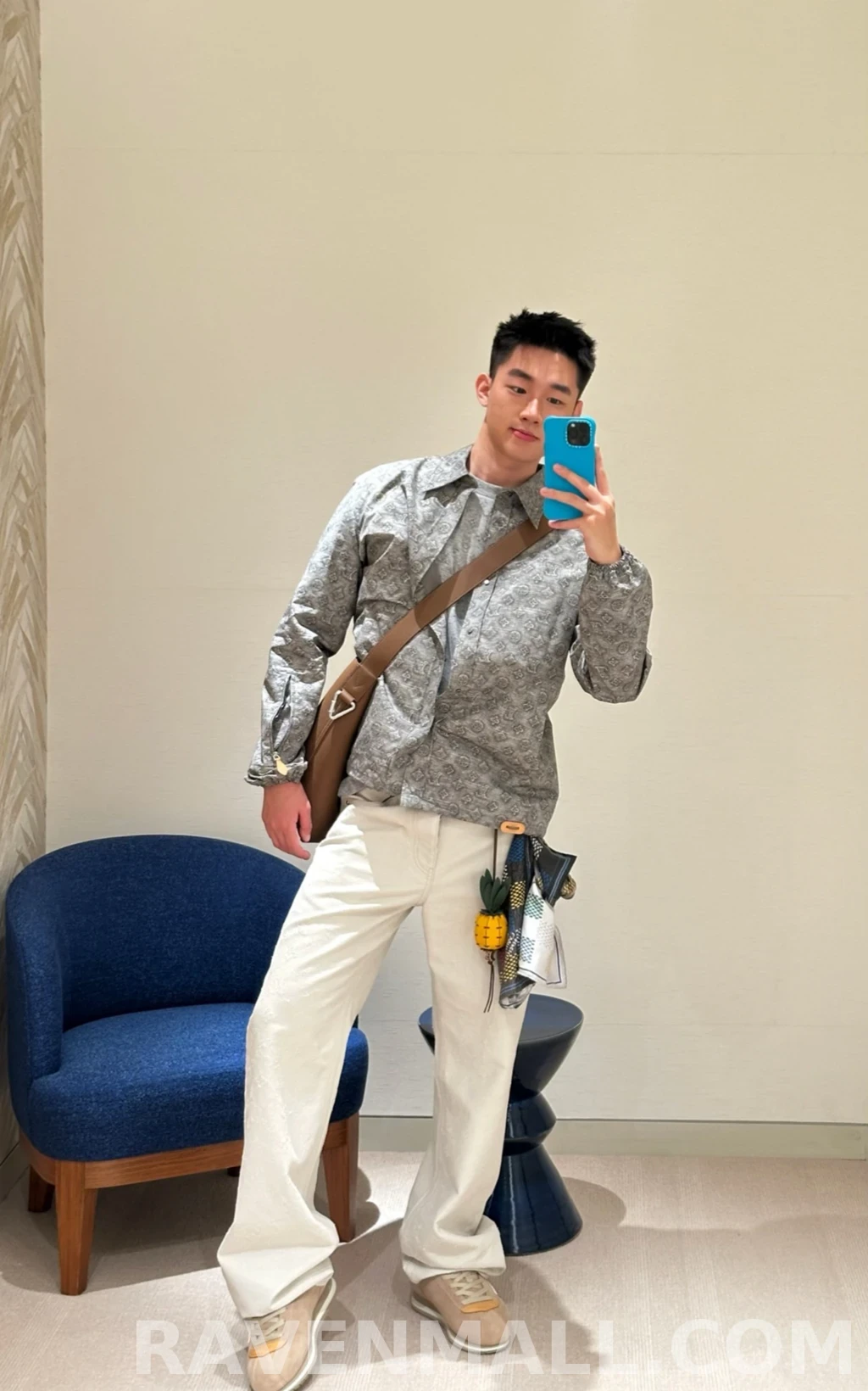 루이비통 루이비통 그레이 모노그램 재킷 상세 이미지