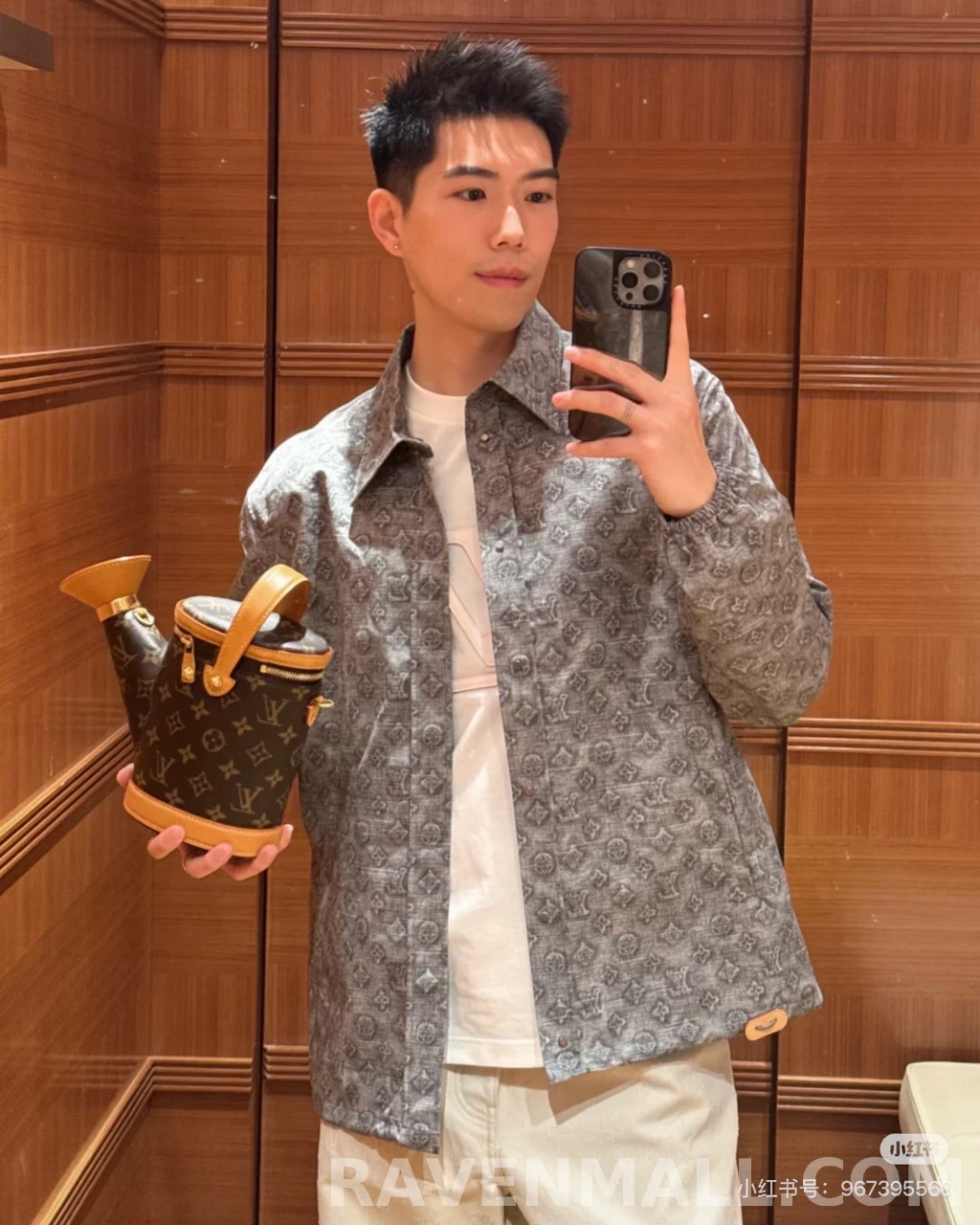 루이비통 루이비통 그레이 모노그램 재킷 상세 이미지