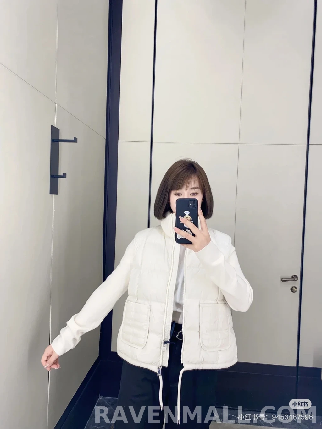 몽클레어 니트소매 패딩 상세 이미지