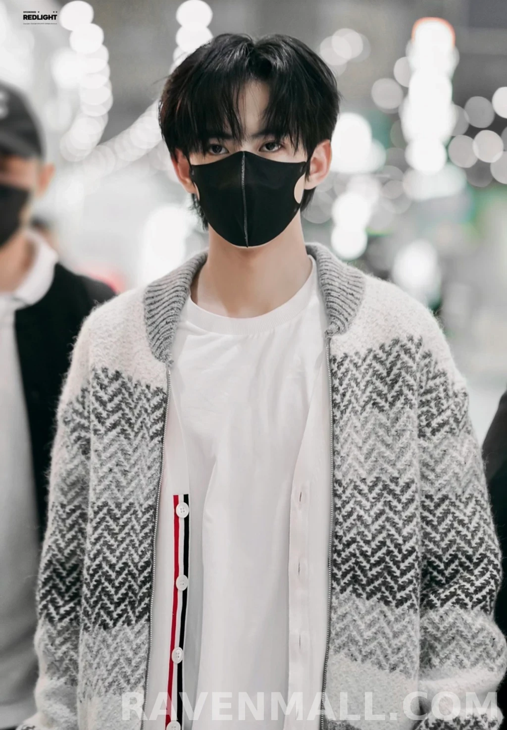 톰브라운 톰브라운 니트 봄버 상세 이미지