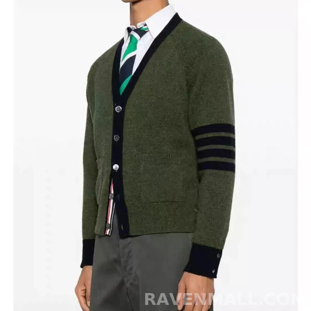 톰브라운 톰브라운 배색 가디건 상세 이미지