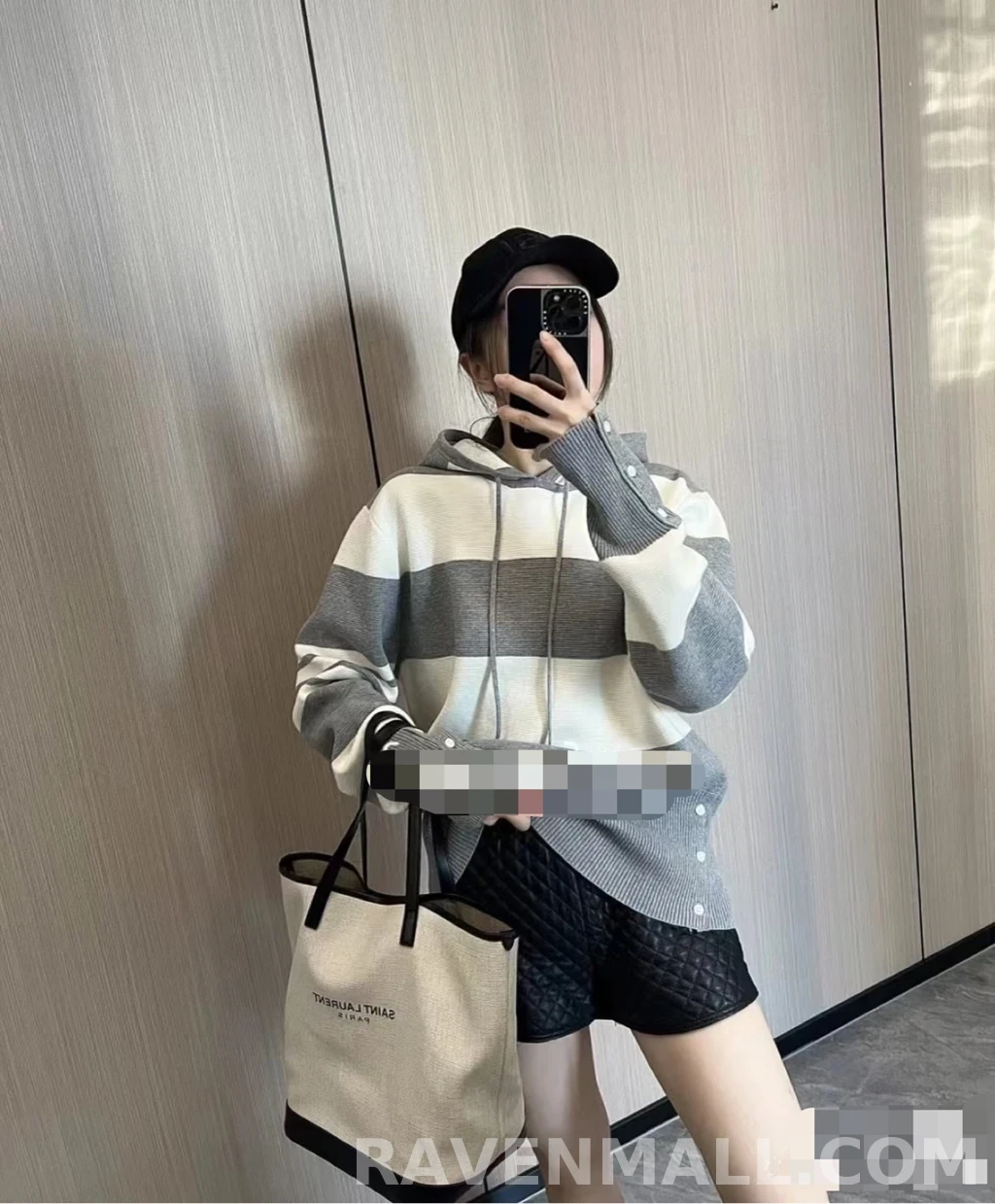 톰브라운 톰브라운 스트라이프 후드니트 상세 이미지