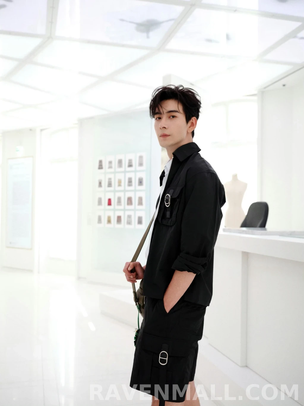 디올 디올 포켓버클 집업셔츠 상세 이미지