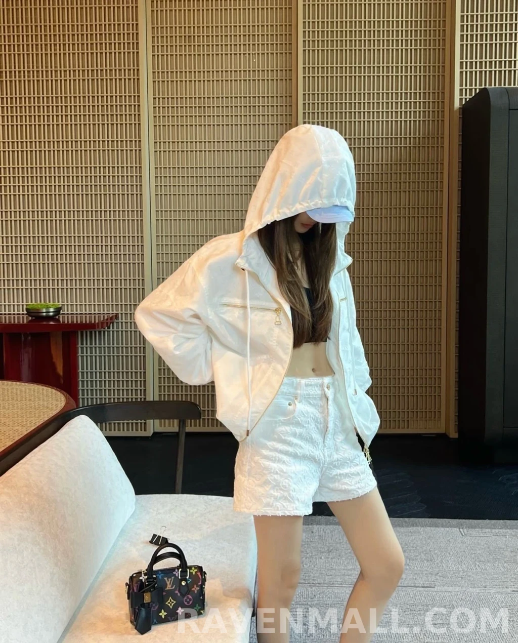 루이비통 루이비통 톤온톤 모노그램 바람막이 상세 이미지