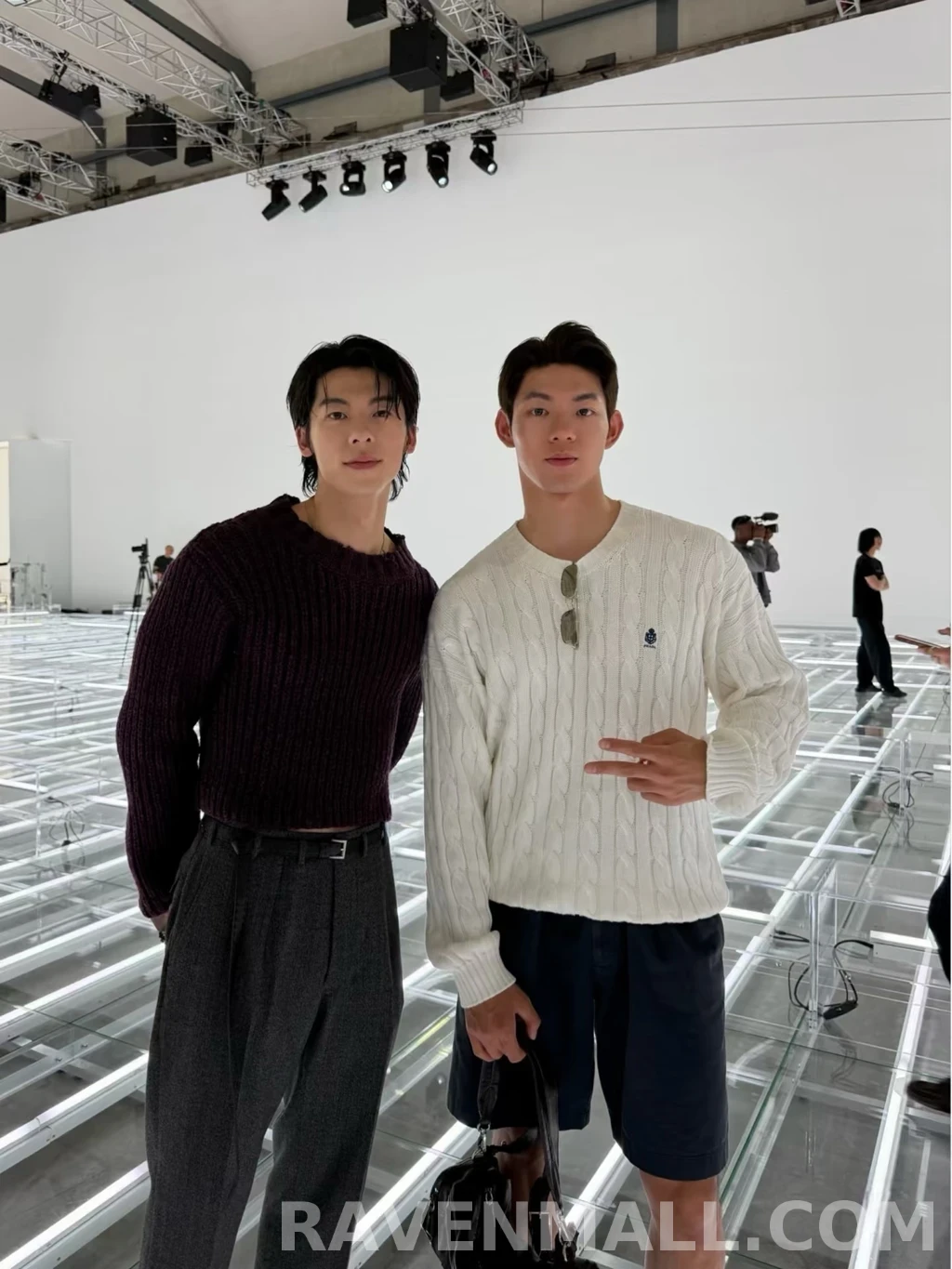 프라다 프라다 꽈배기 니트 상세 이미지