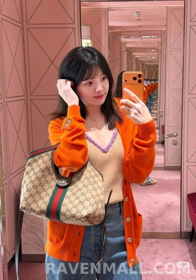  구찌 V넥 가디건 상세 이미지
