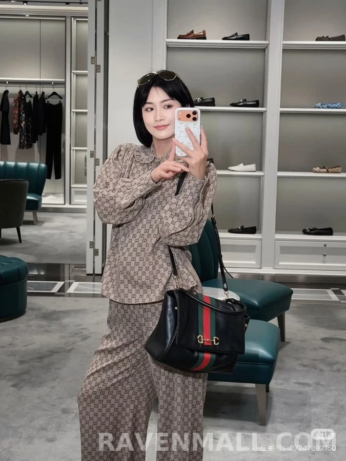 구찌 구찌 모노그램 러플 셔츠 상세 이미지
