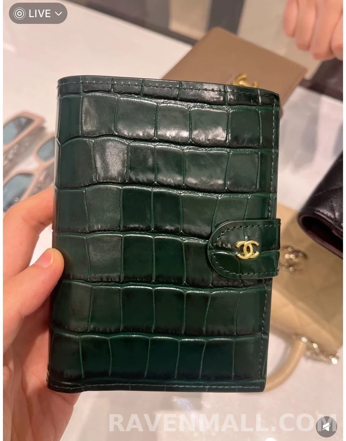 샤넬 샤넬 악어 엠보싱 플랩 카드 홀더 상세 이미지