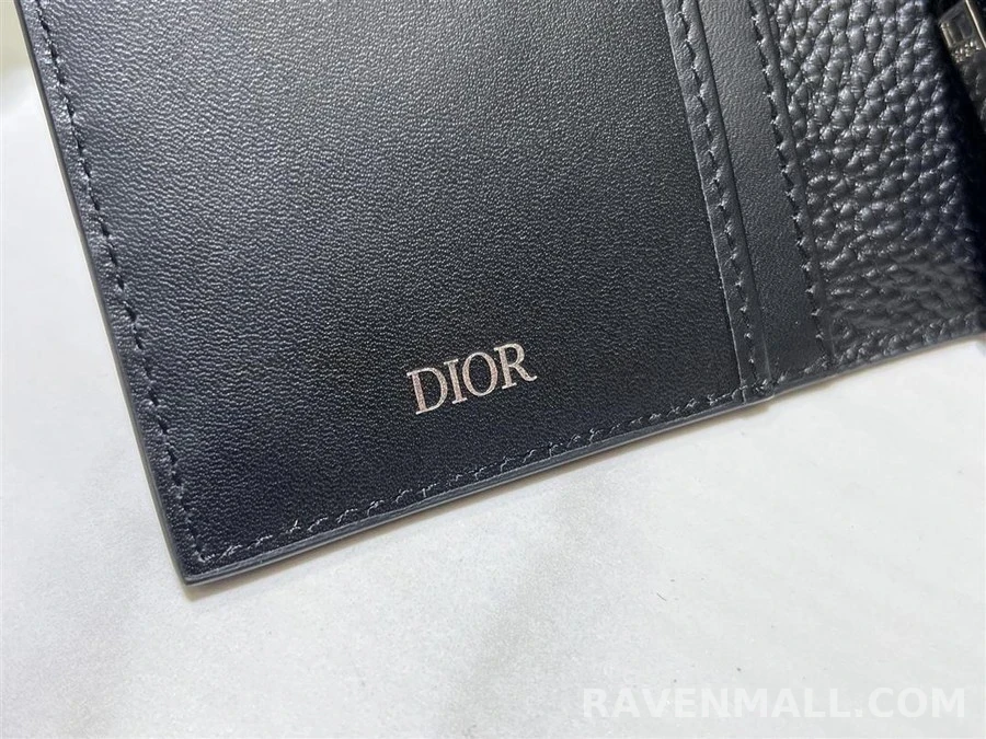 디올 디올 Saddle 버티컬 장지갑 그레인 카프스킨 상세 이미지