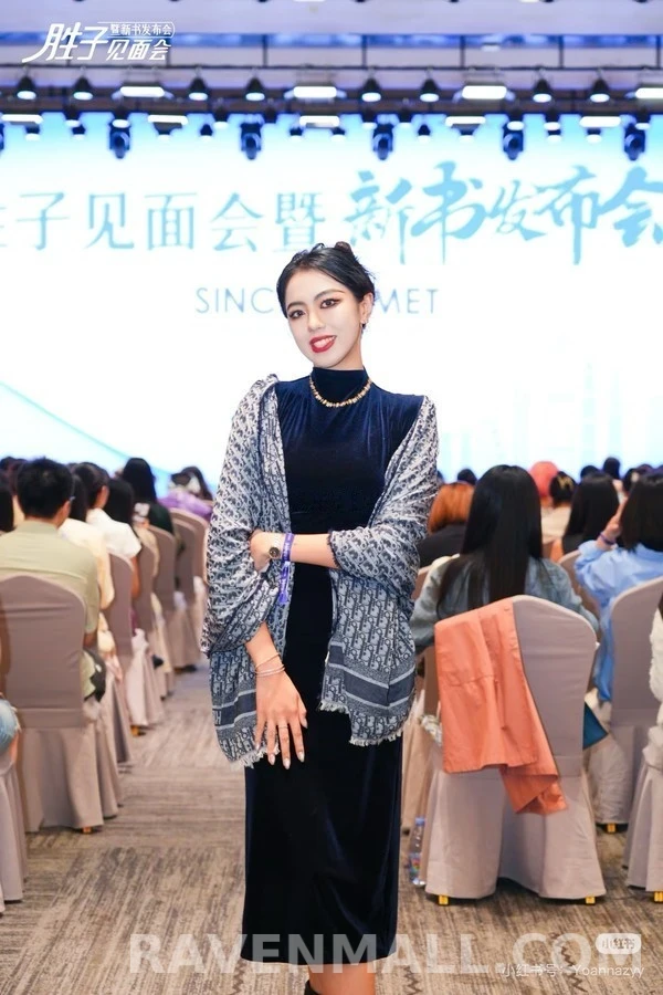 디올 디올 오블리크 패턴 스카프 상세 이미지
