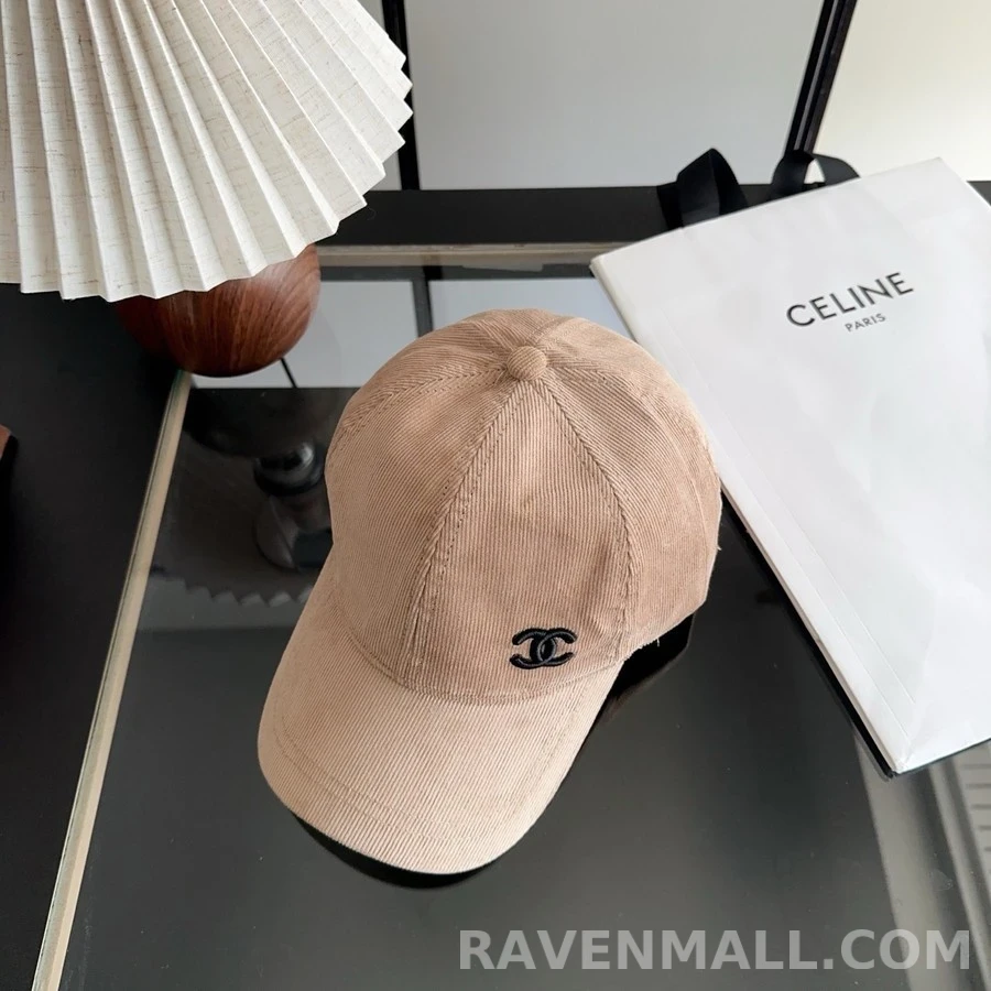 샤넬 샤넬 코듀로이 더블 C 로고 볼캡 상세 이미지