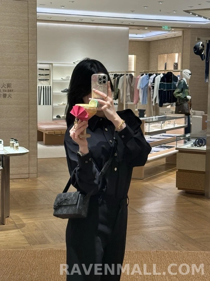 루이비통 루이비통 선셋 칵테일 파우치 상세 이미지