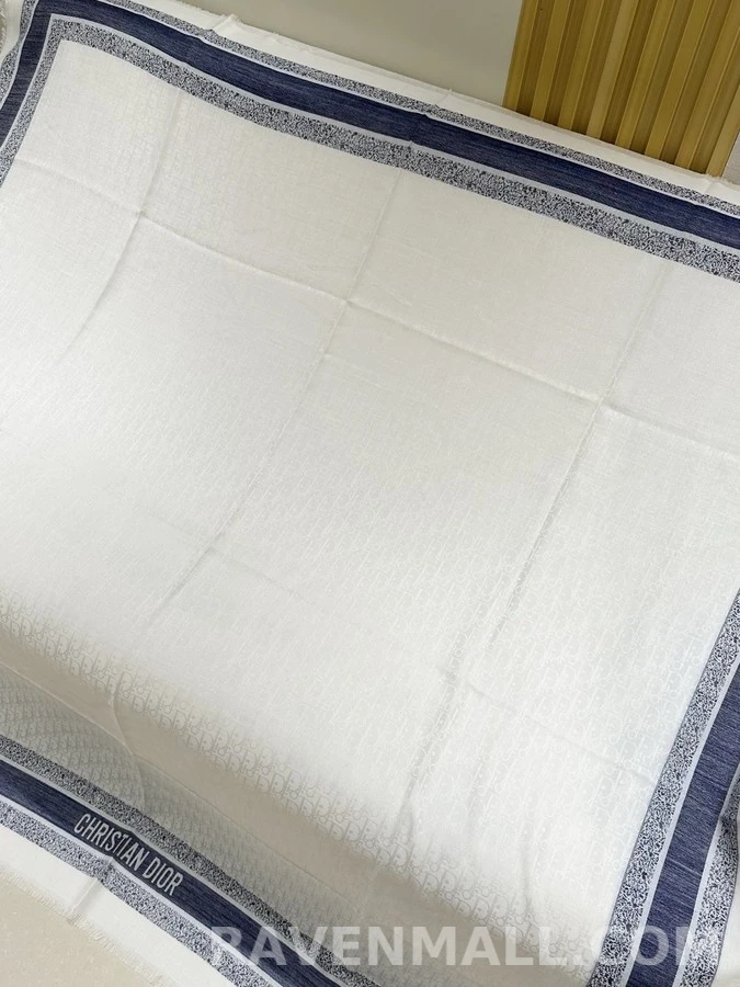 디올 디올 레터링 오블리크 숄 상세 이미지