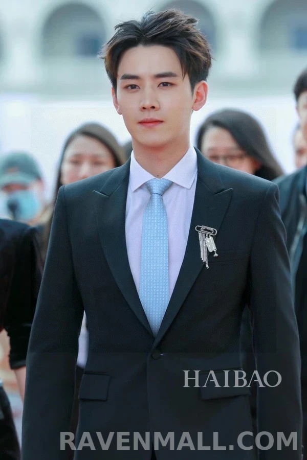 루이비통 루이비통 모노그램 실크 넥타이 상세 이미지