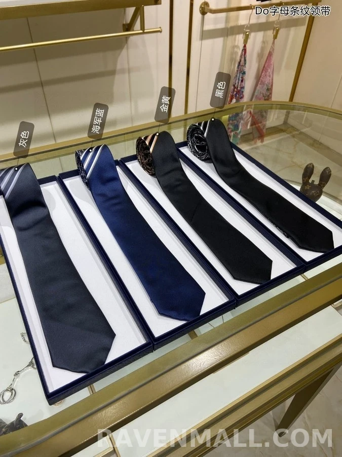 디올 디올 모노그램 스트라이프 넥타이 상세 이미지