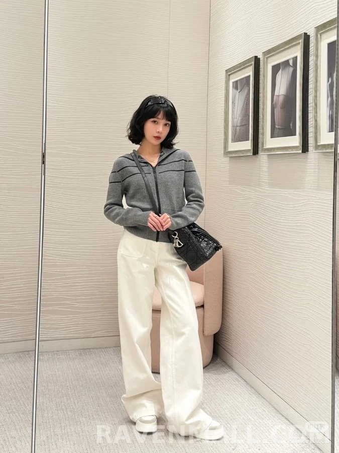 디올 디올 레터링 스트라이프 와이드 카라 집업 자켓 상세 이미지