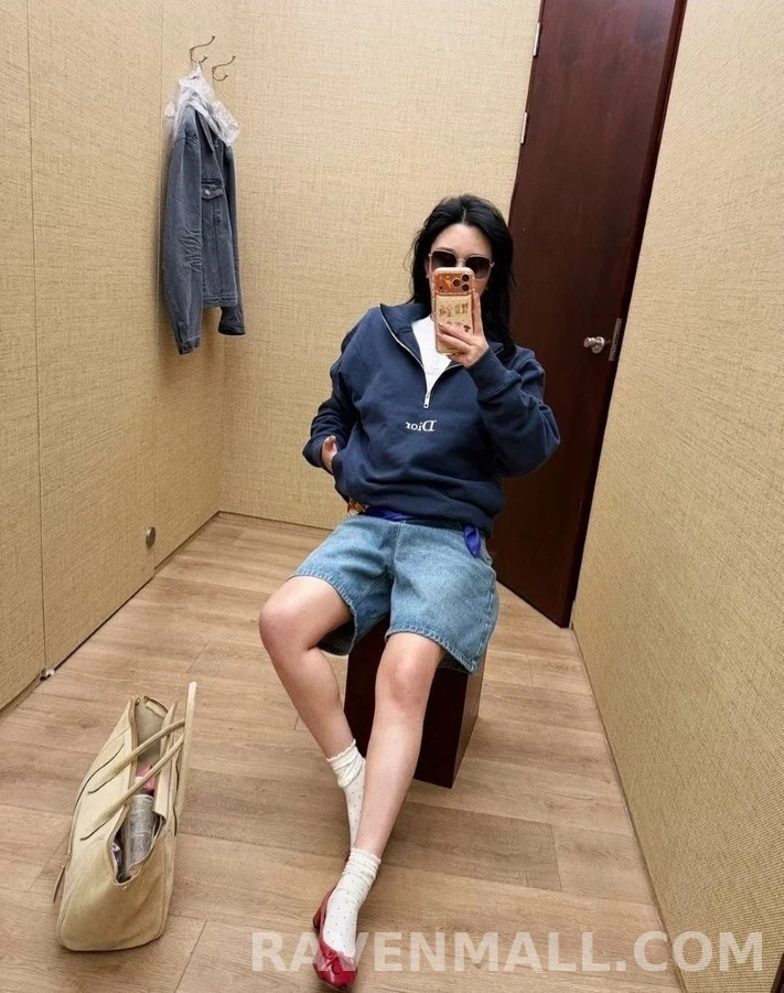 디올 디올 레터링 하프집업 맨투맨 상세 이미지