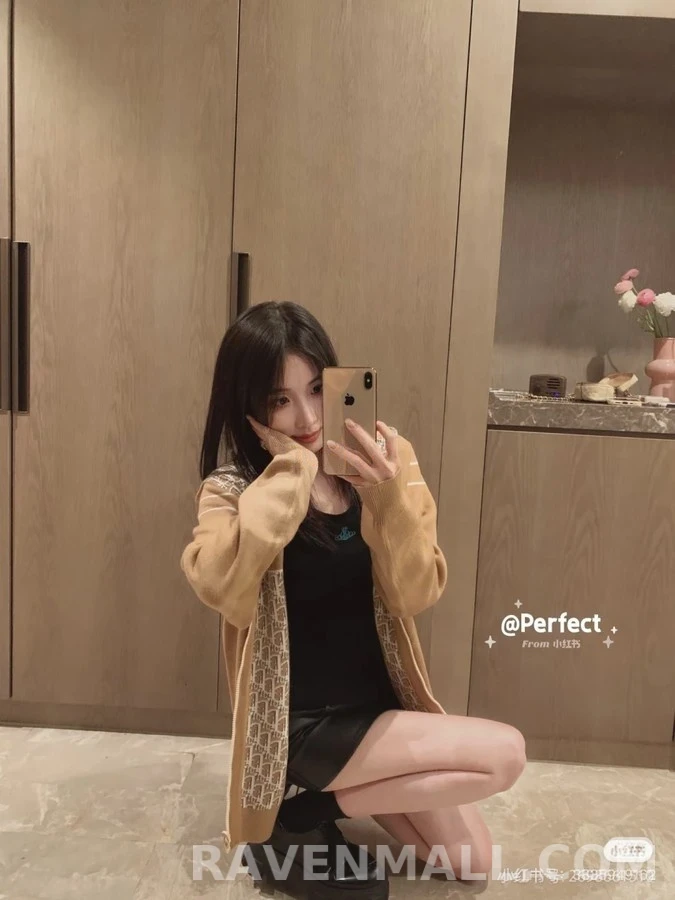 디올 디올 모노그램 양면 후드 집업 상세 이미지