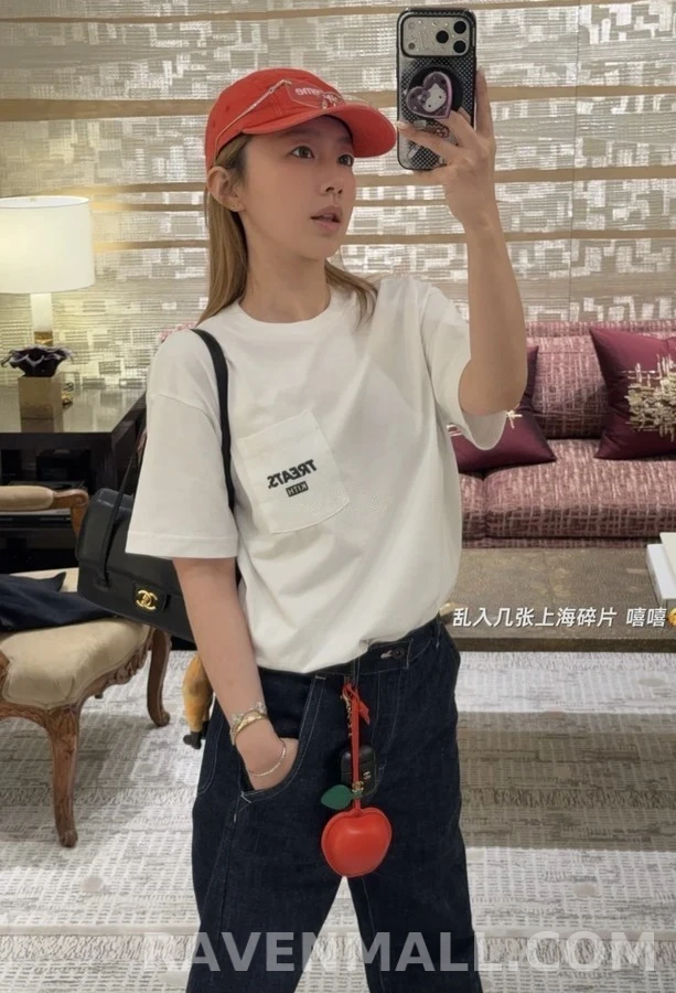 샤넬 샤넬 애플 키링 상세 이미지