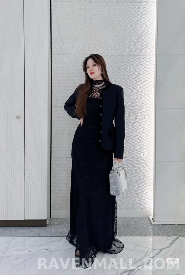디올 디올 벨벳 트리밍 라운드넥 자켓 상세 이미지