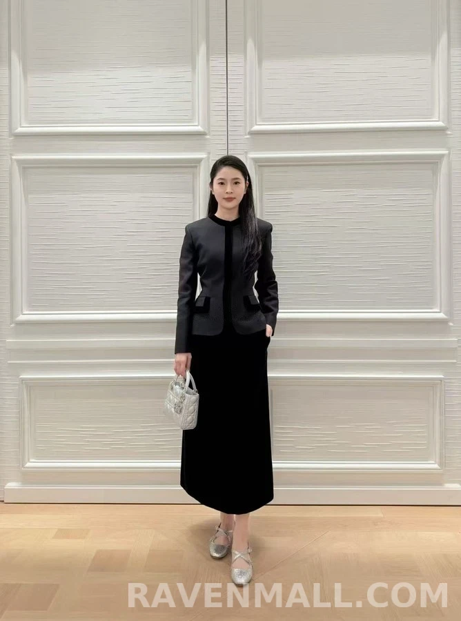 디올 디올 벨벳 트리밍 라운드넥 자켓 상세 이미지