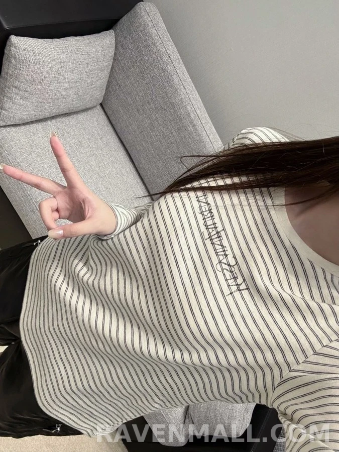 디올 디올 스트라이프 자수 긴팔 티셔츠 상세 이미지