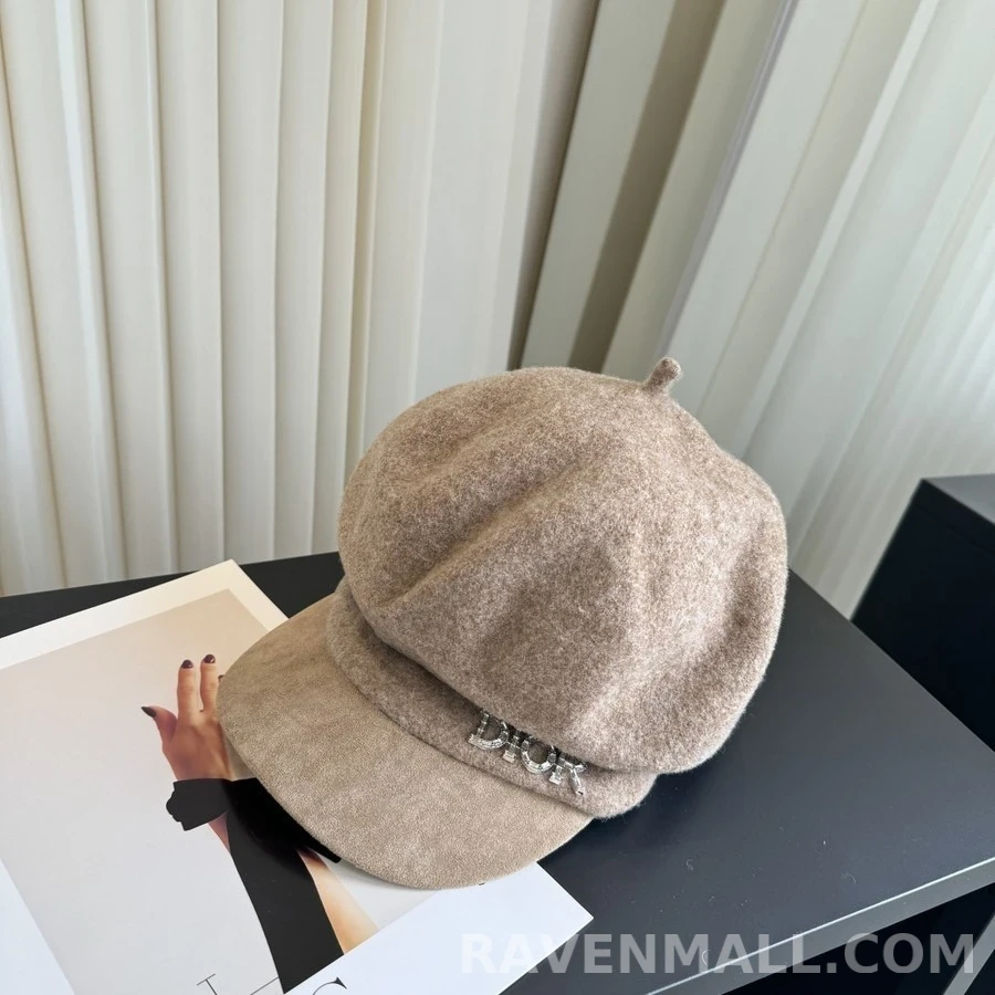 디올 디올 큐빅 로고 뉴스보이 캡 상세 이미지