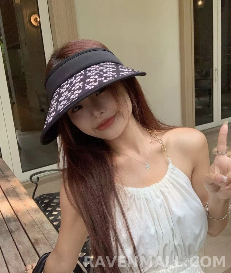샤넬 샤넬 클로버 로고 패턴 바이저 상세 이미지