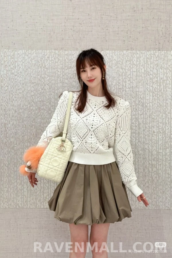 디올 디올 오픈워크 다이아몬드 니트 상세 이미지