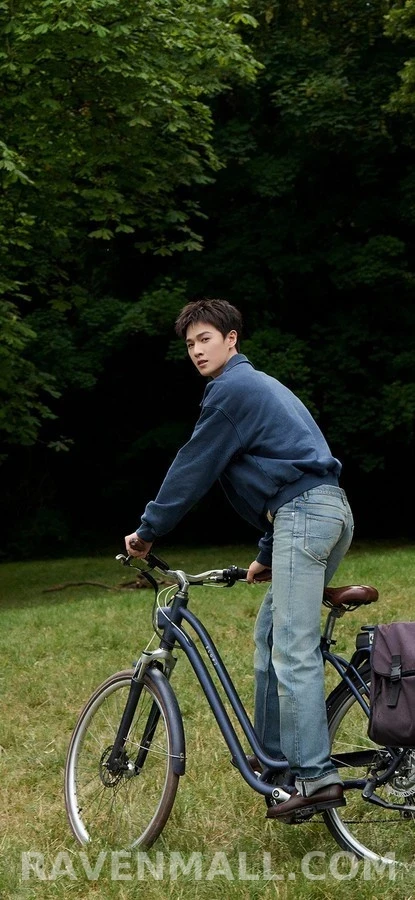 디올 디올 레귤러 진 상세 이미지