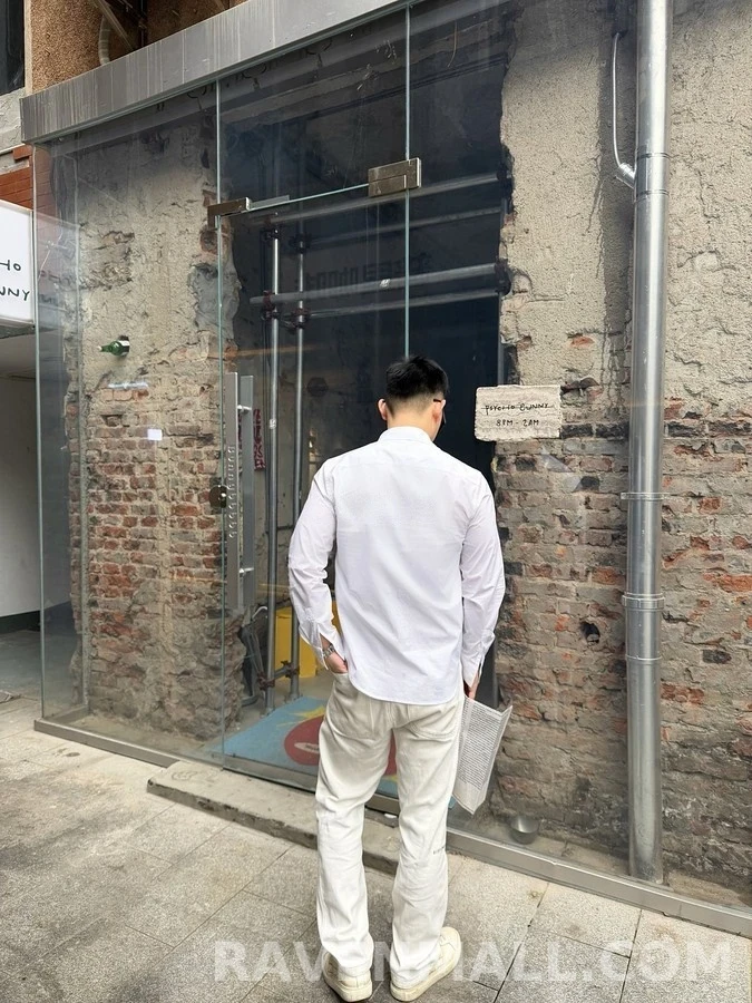 디올 디올 클래식 자수 긴팔 티셔츠 상세 이미지