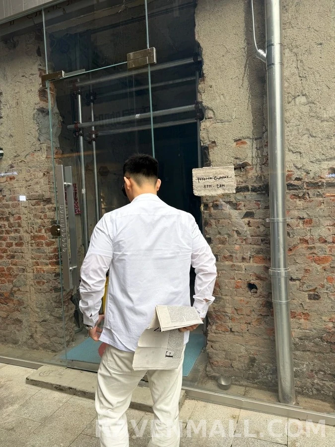 디올 디올 클래식 자수 긴팔 티셔츠 상세 이미지