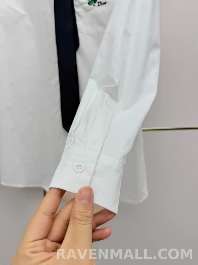 디올 디올 클로버 자수 긴팔 티셔츠 상세 이미지