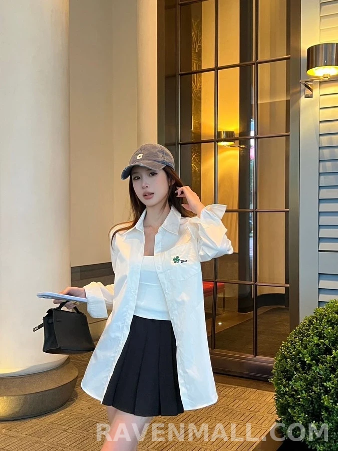 디올 디올 클로버 자수 긴팔 티셔츠 상세 이미지