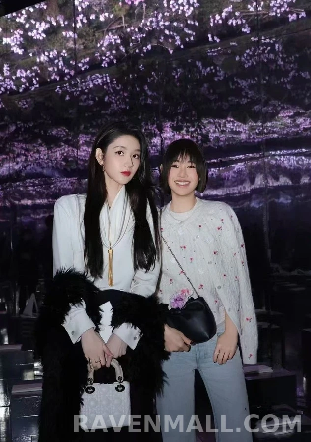 디올 디올 플라워 자수 꽈배기 가디건 상세 이미지