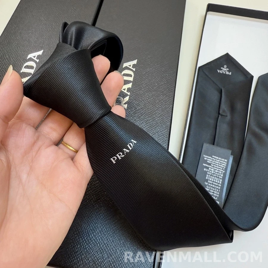 프라다 프라다 로고 넥타이 상세 이미지