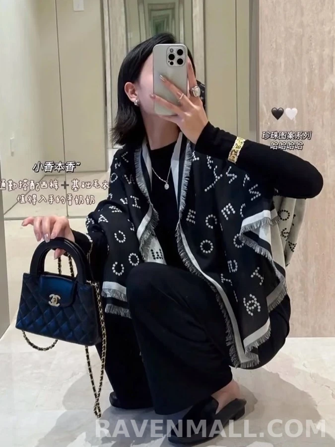 샤넬 샤넬 레터링 로고 스카프 상세 이미지