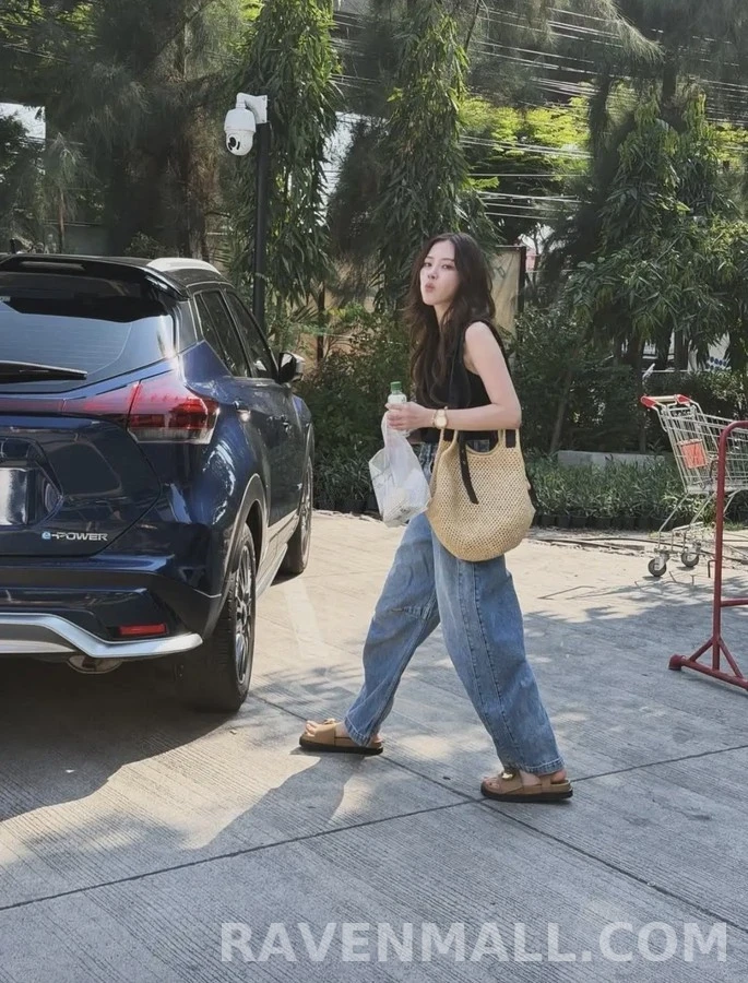 로에베 로에베 레트로 워싱 와이드 데님 상세 이미지