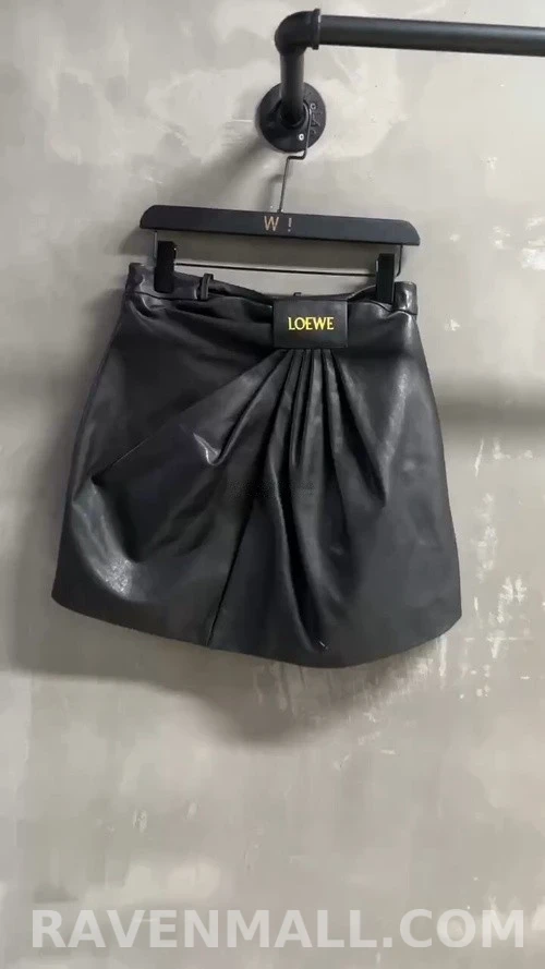 로에베 로에베 로고 드레이프 레더 미니 스커트 상세 이미지