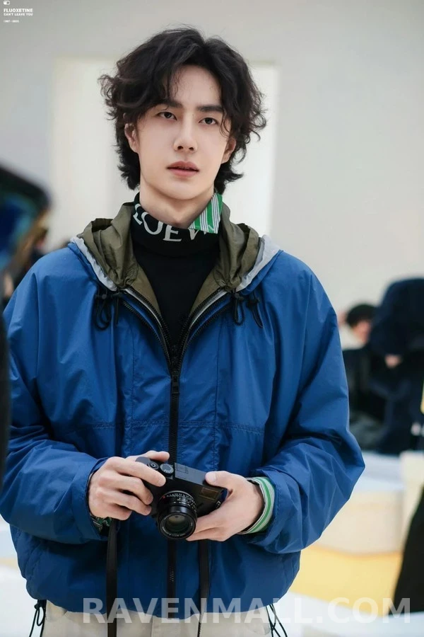 로에베 로에베 로고 레터링 터틀넥 상세 이미지