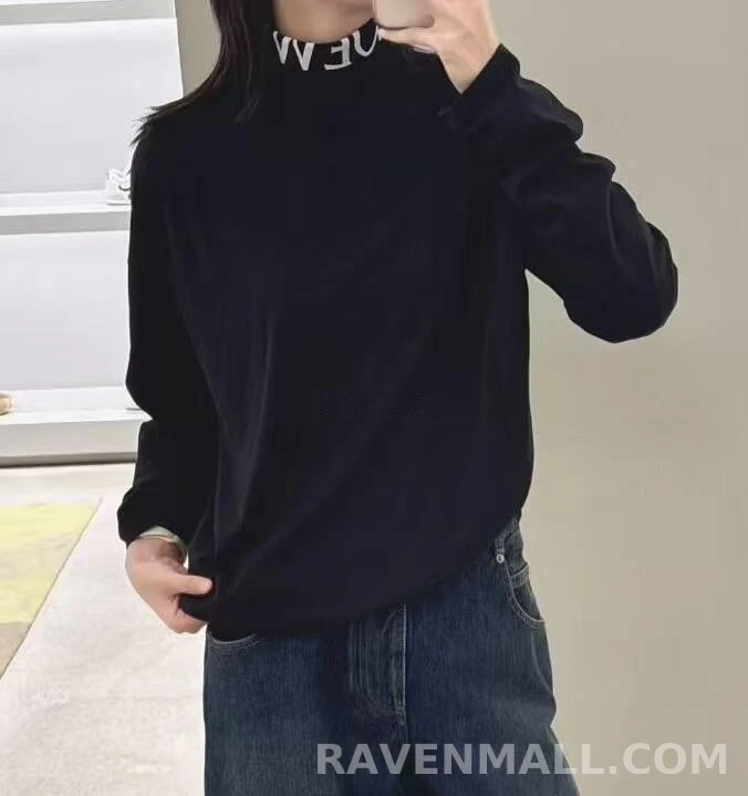 로에베 로에베 로고 레터링 터틀넥 상세 이미지
